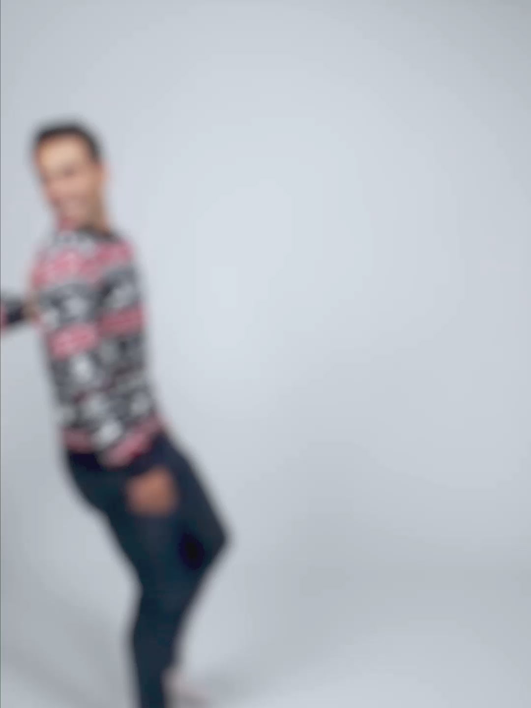 Sweter Świąteczny Kobieta i Mężczyzn z Reniferami i Motywami Bożonarodzeniowymi