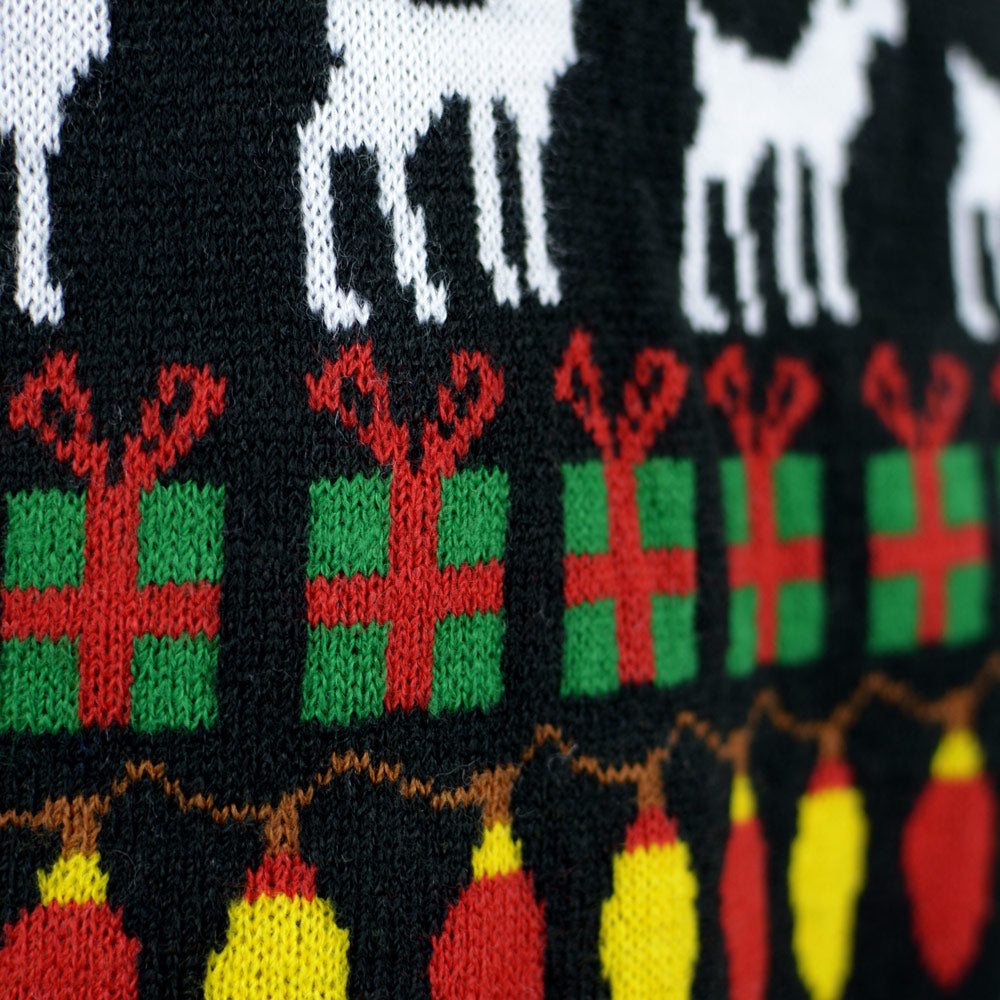 Rodzinny Sweter Świąteczny z Choinkami, Reniferami i Prezentami Szczegół