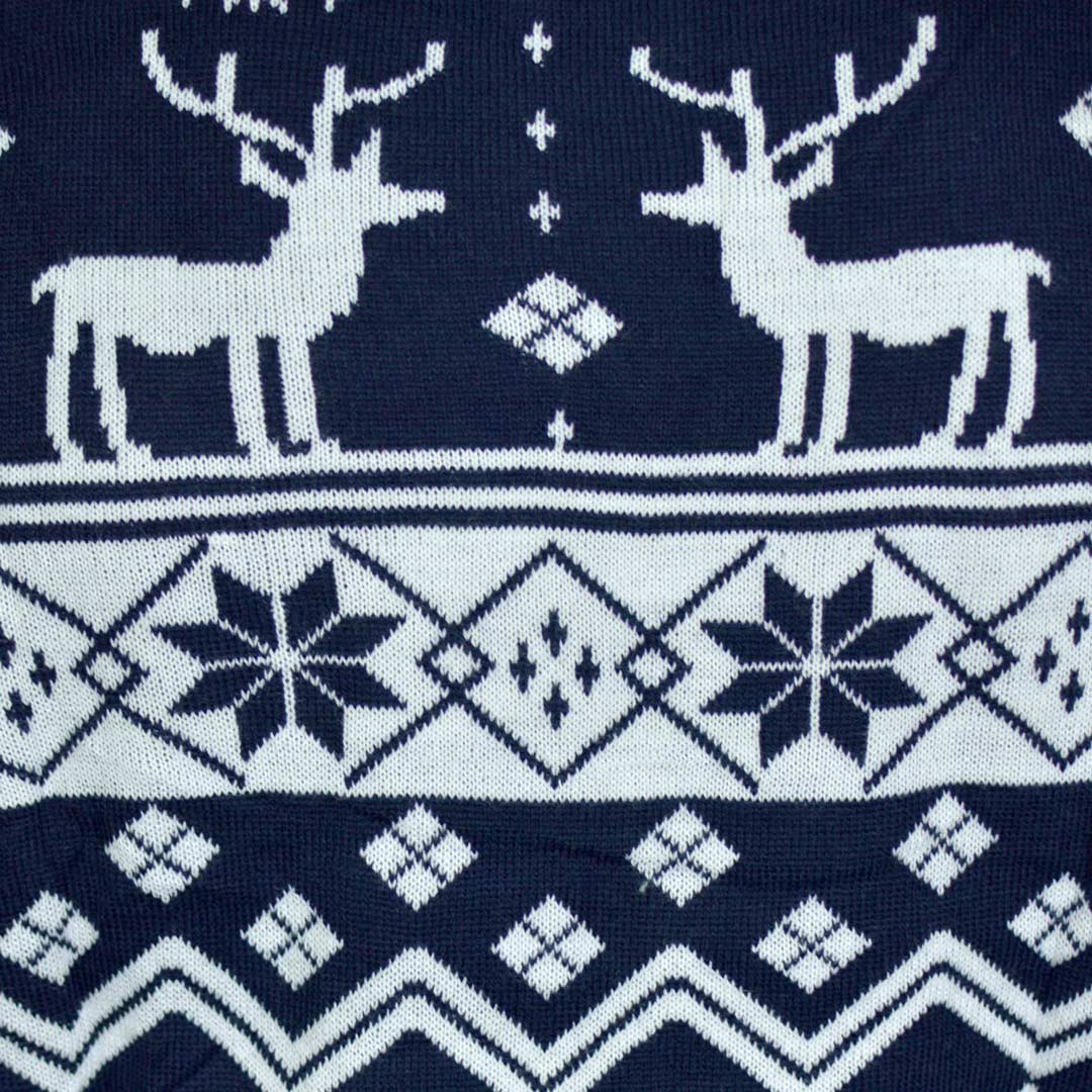 Niebieski Sweter Świąteczny z Reniferem i Nordycka Gwiazda Szczegół